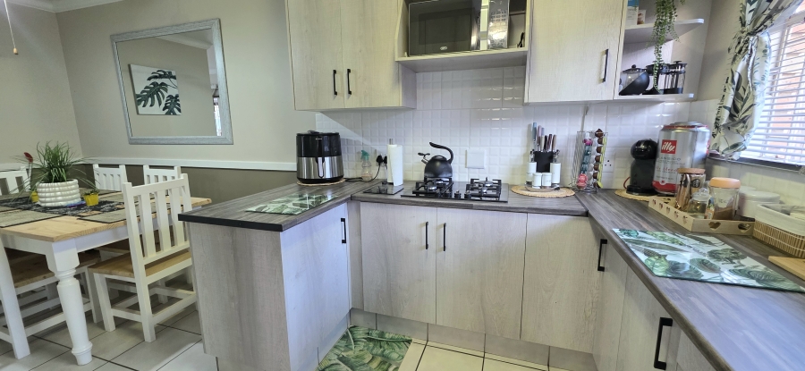 3 Bedroom Property for Sale in Flamingo Park Free State
